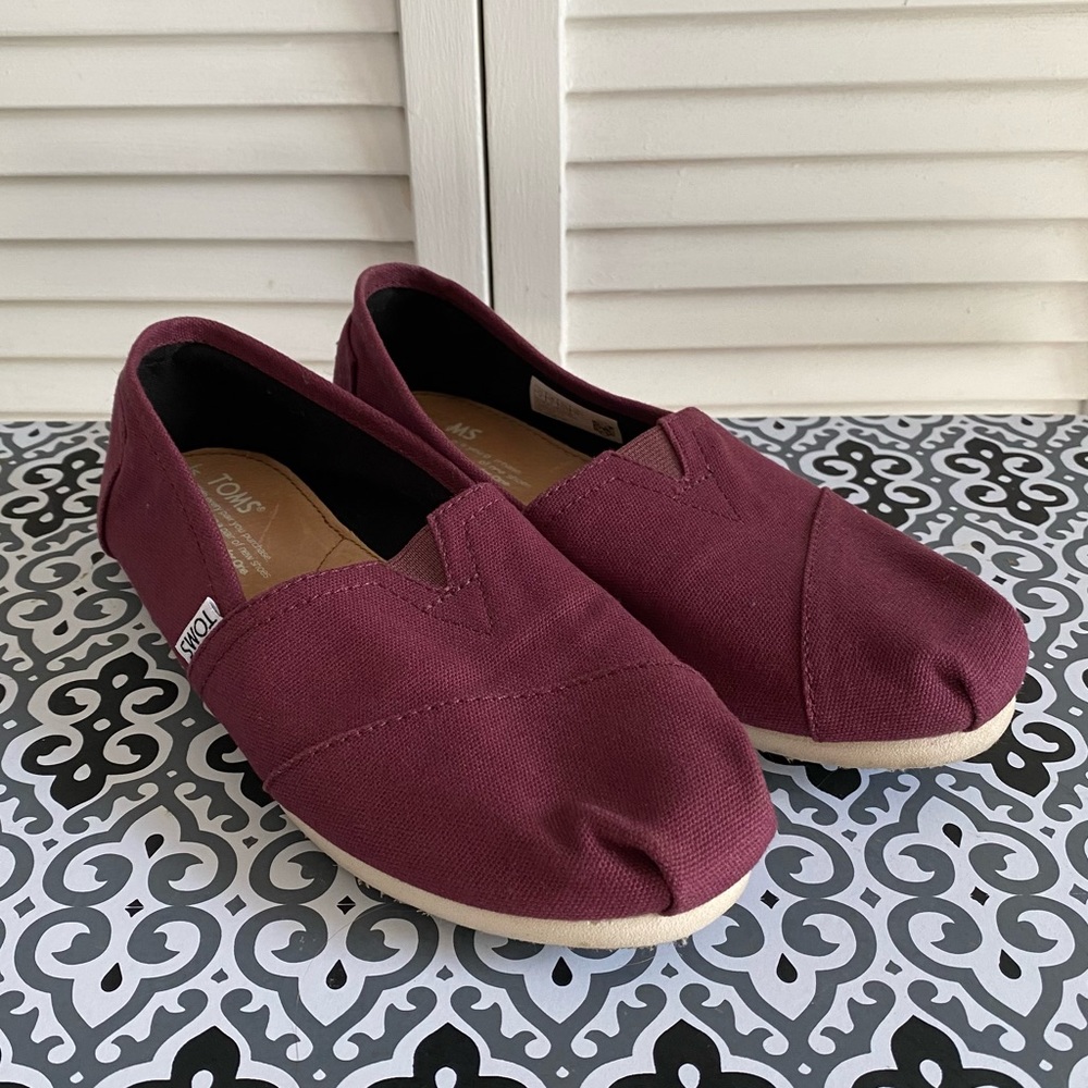 TOMS | Burgundy Slip On Canvas Shoes